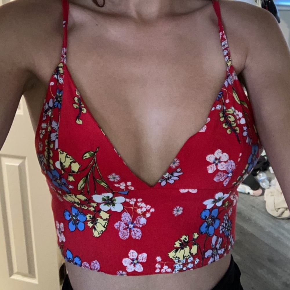 Red floral summer tank top